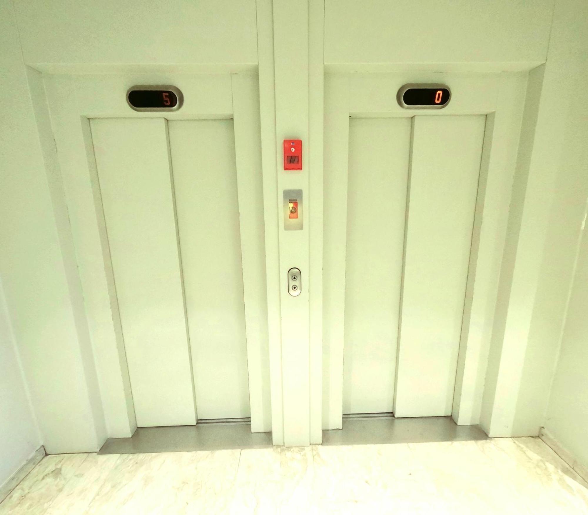 Skyline Suite 2 أوستدوينكيرك المظهر الخارجي الصورة